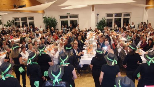 Die Eschacher Line-DanceGruppe brachte Stimmung in den Saal